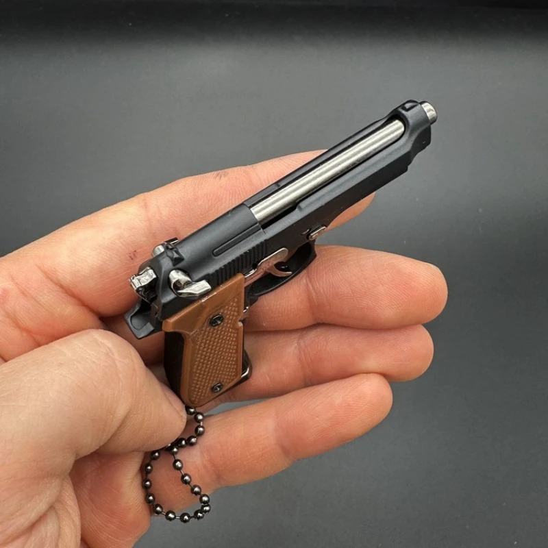 Model Kit Revolver - 1:3 Scale Alloy Mini Pistol Toy
