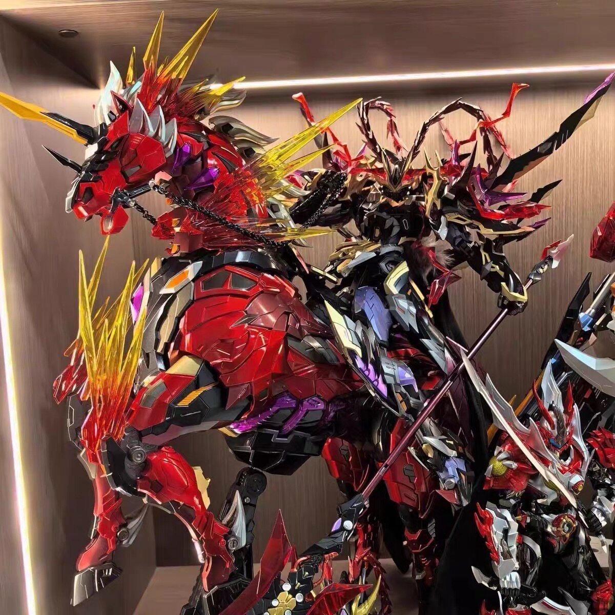 Model Kit Oberon - Motor Nuclear Mecha Model Guan Yu