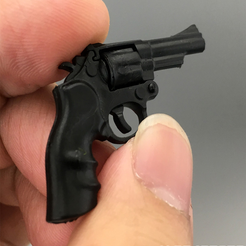 Model Kit Revolver - 1/6 Scale Revolver Assembly Model Kit